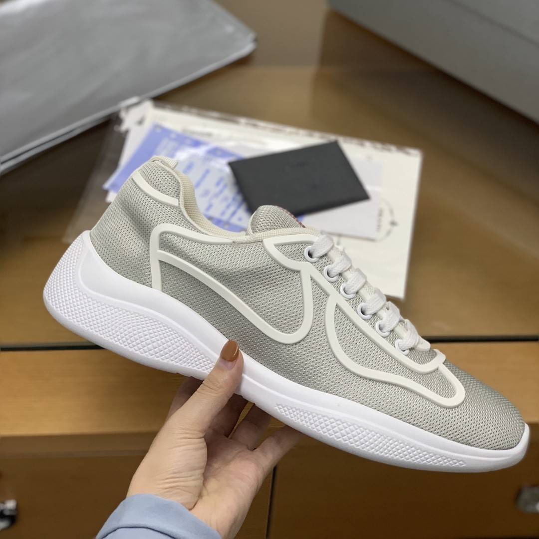 P*DA Sneakers