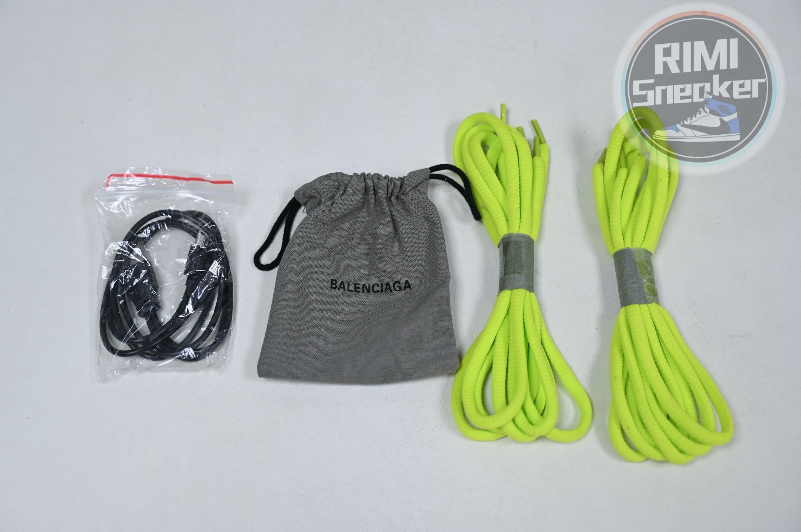 Balenciaga BLGA Track（LED）