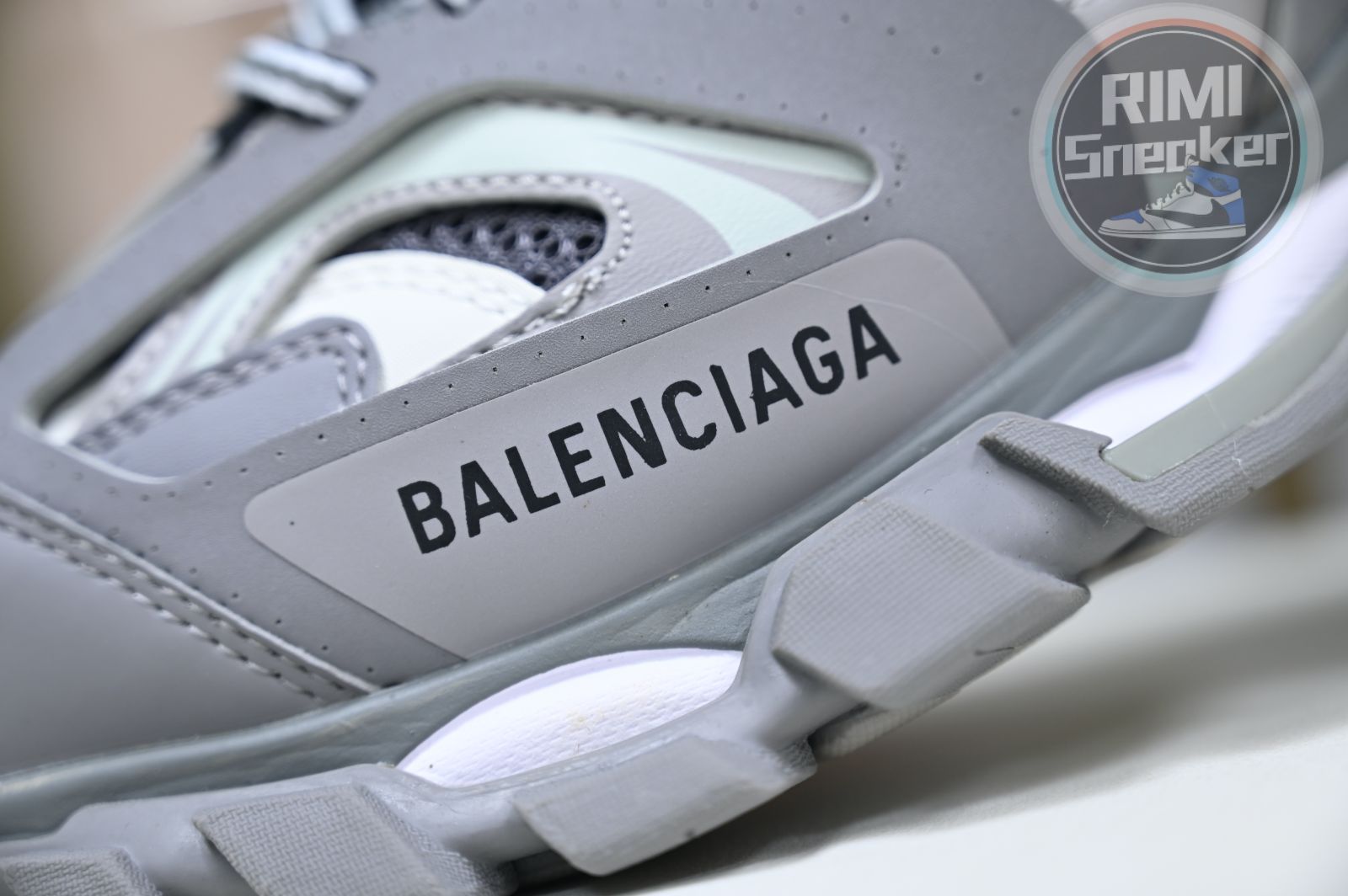 Balenciaga BLGA  Track（LED）