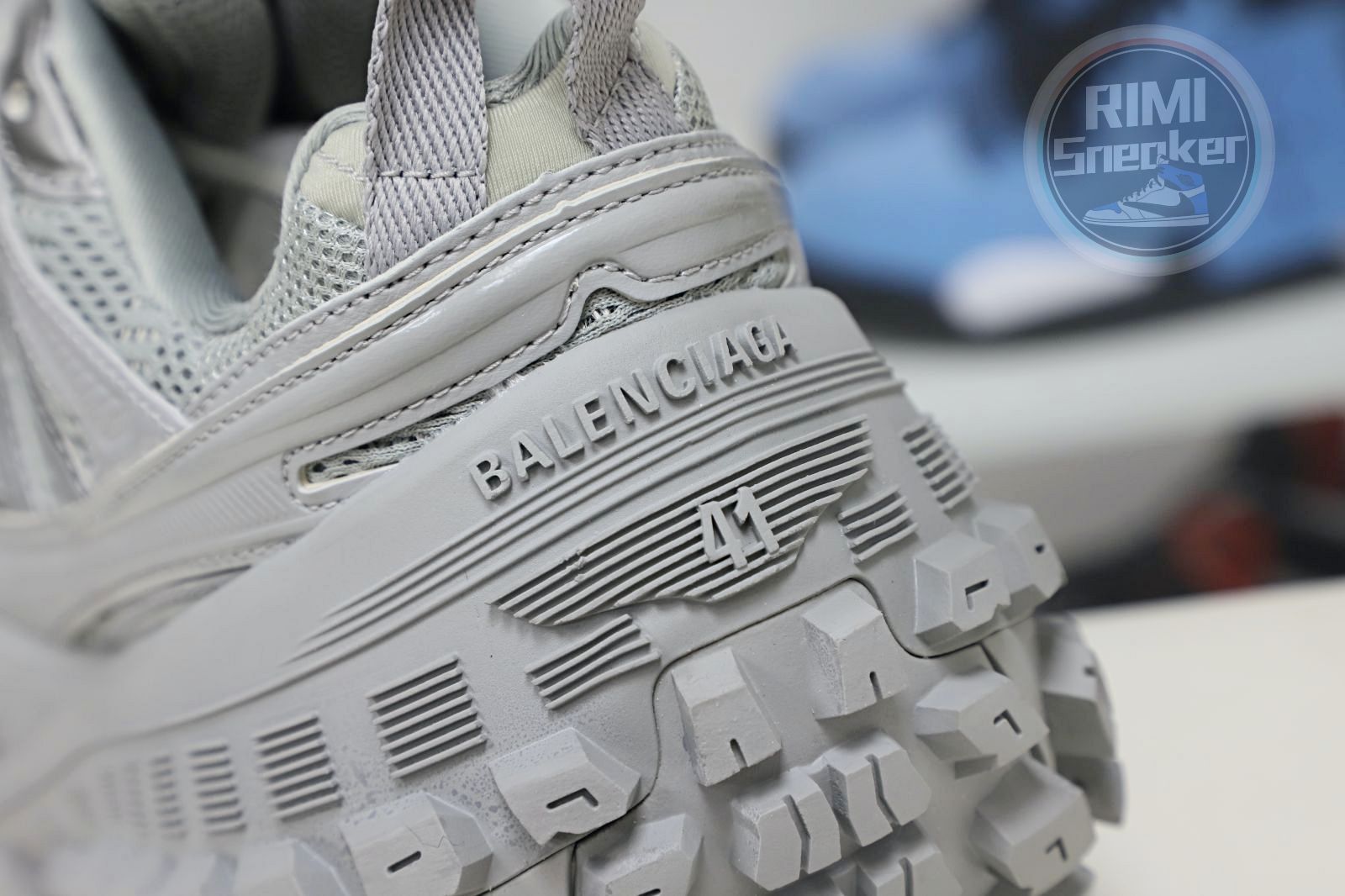 Balenciaga  BLGA