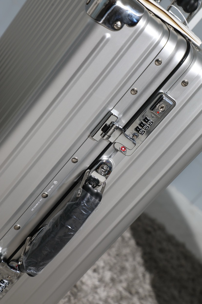 RIMOWA Classic 972
