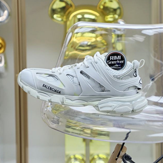 Balenciaga BLGA  Track（LED）