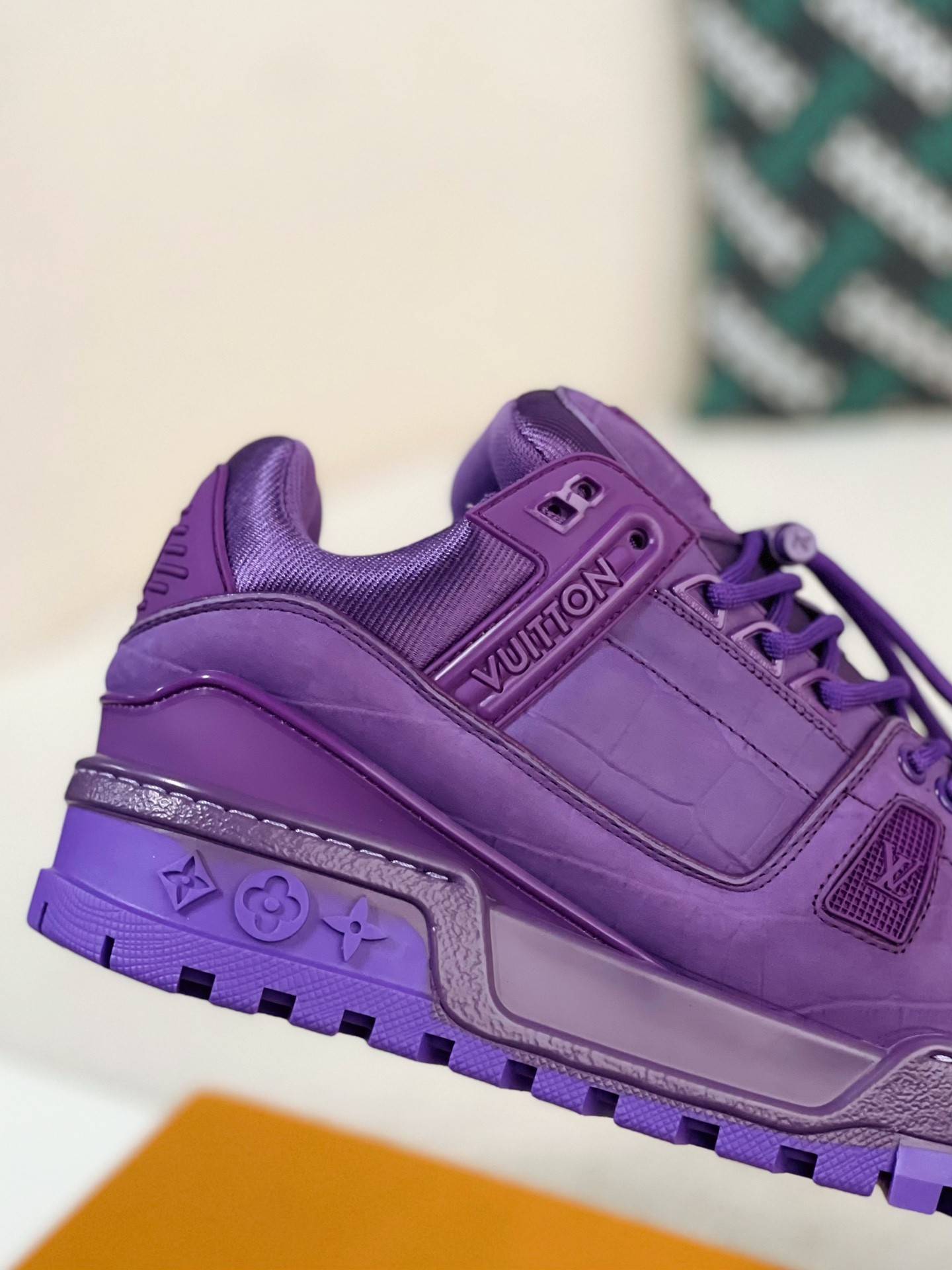 L*V TRAINER MAXI  SNEAKERS