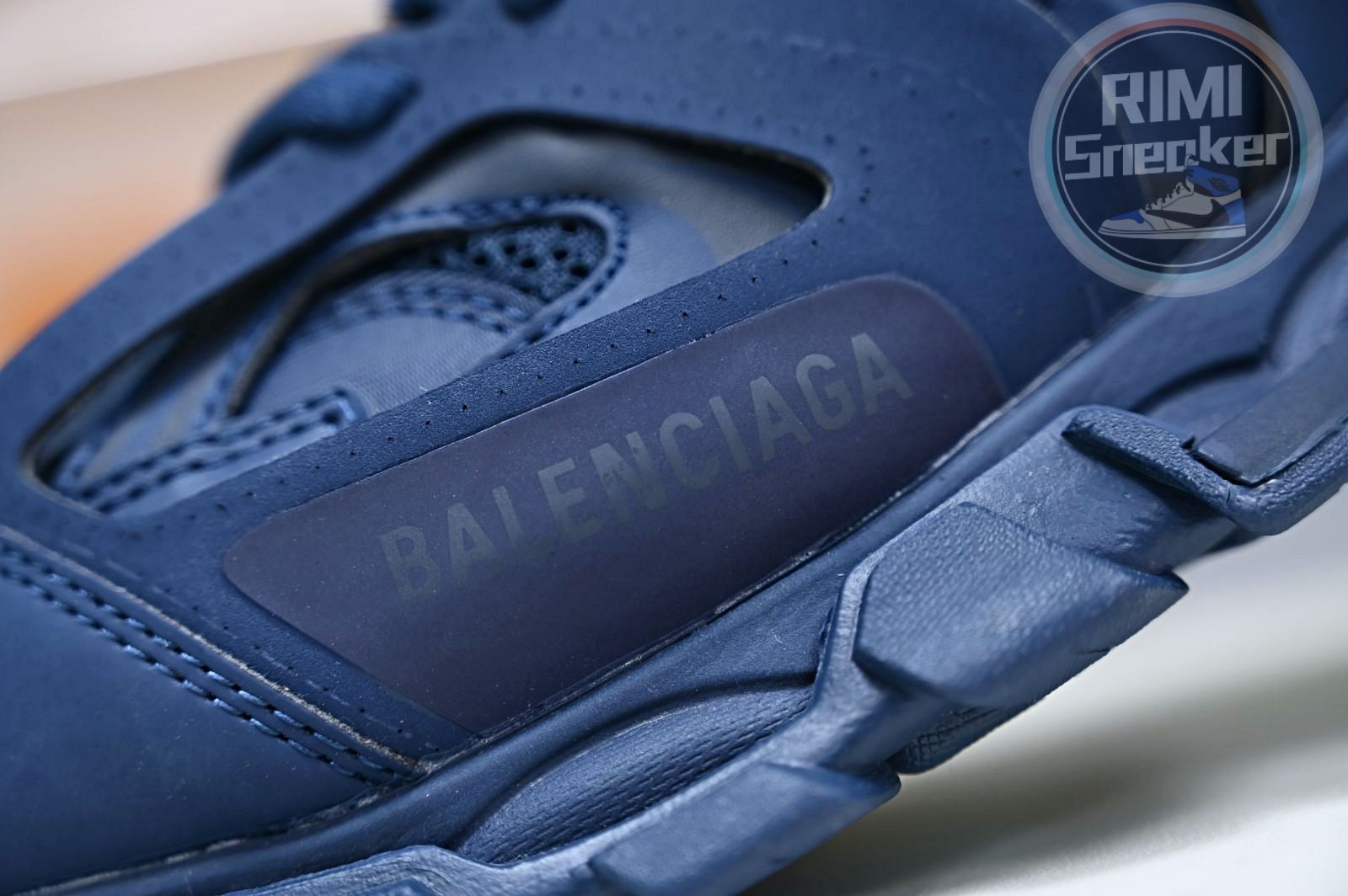 Balenciaga BLGA  Track（LED）