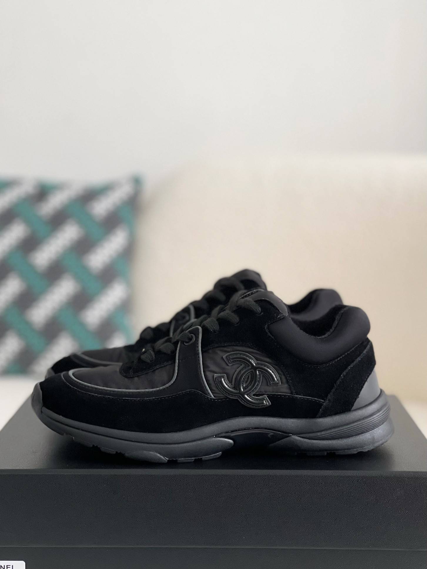 CH*EL 23P Sneakers