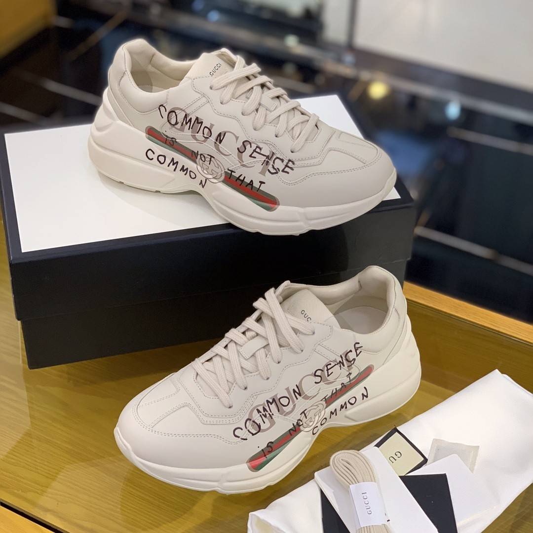 GU*IRetro Clunky Sneaker