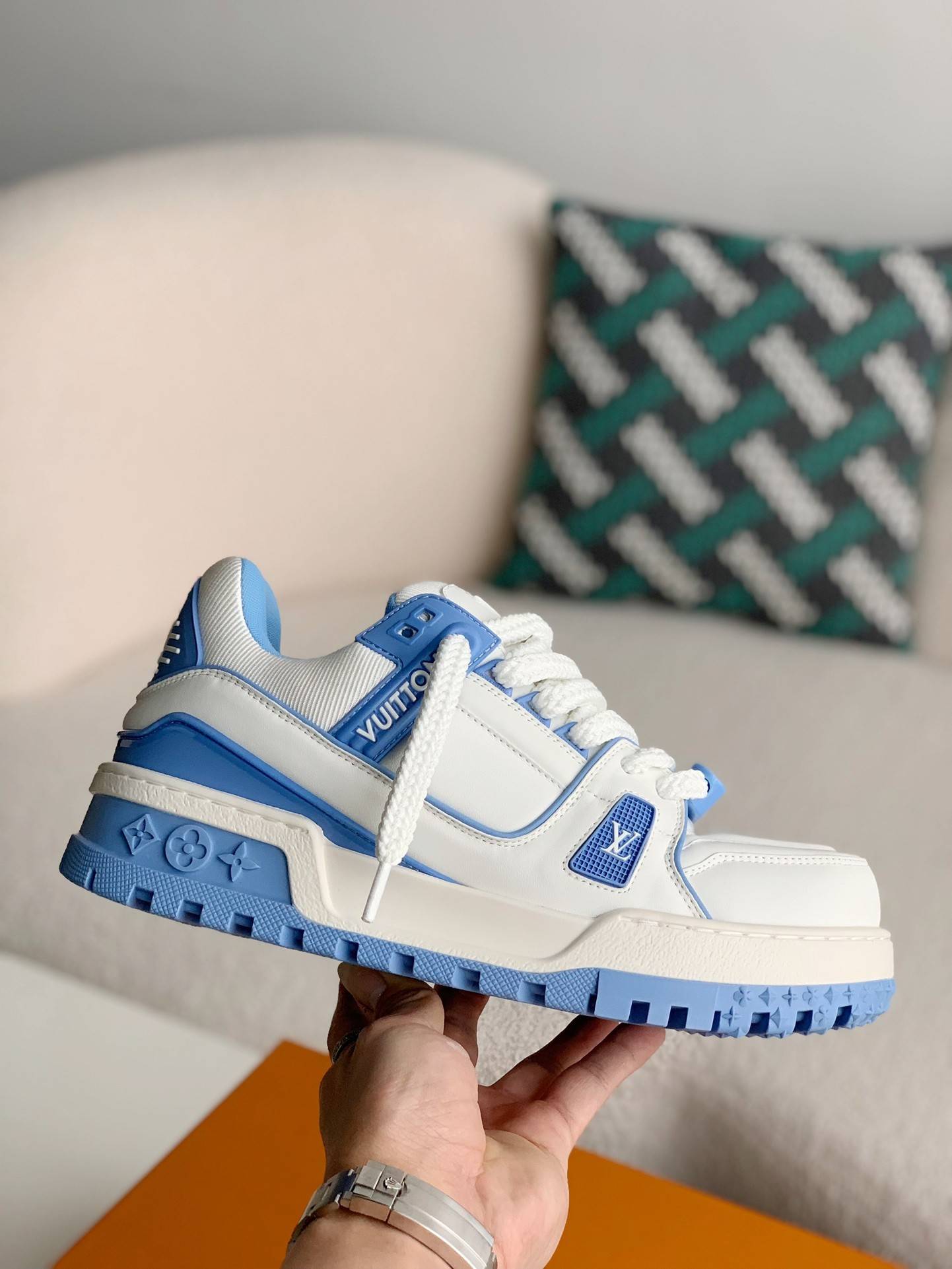 L*V TRAINER MAXI  SNEAKERS