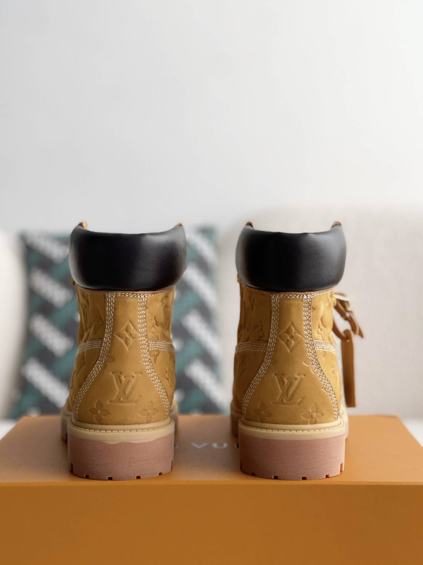 L*V x Timberland yellow boots/Martin boots/boots