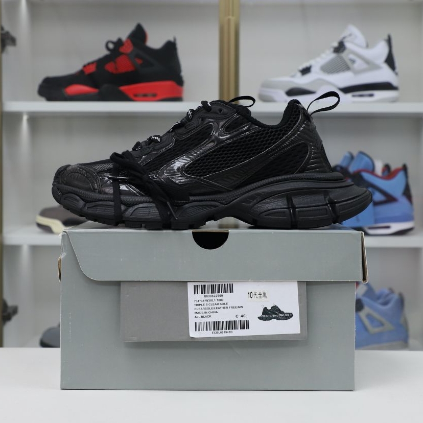 Balenciaga BLGA