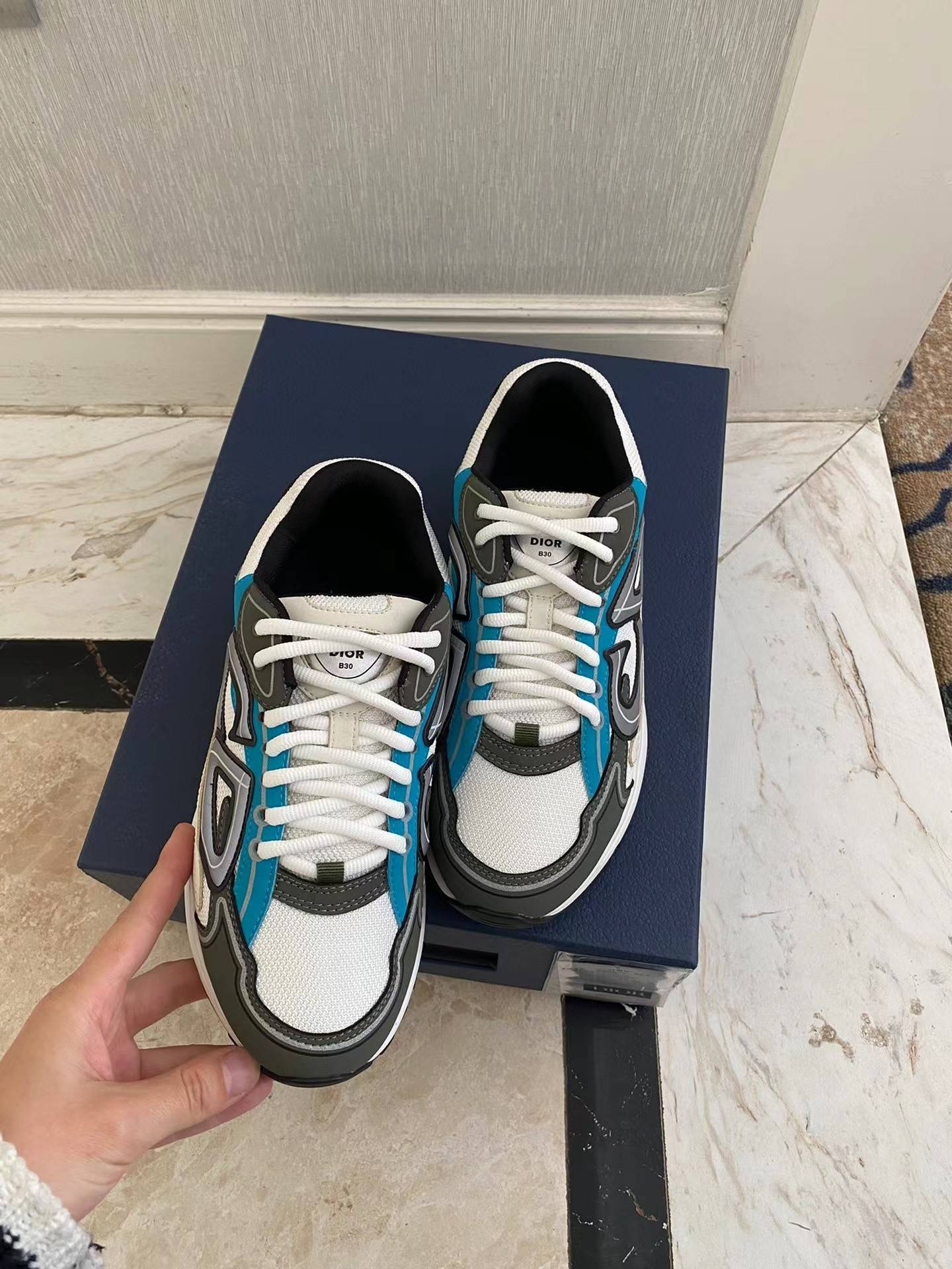 D*OR NEW ARRIVAL B30 Clunky Sneaker