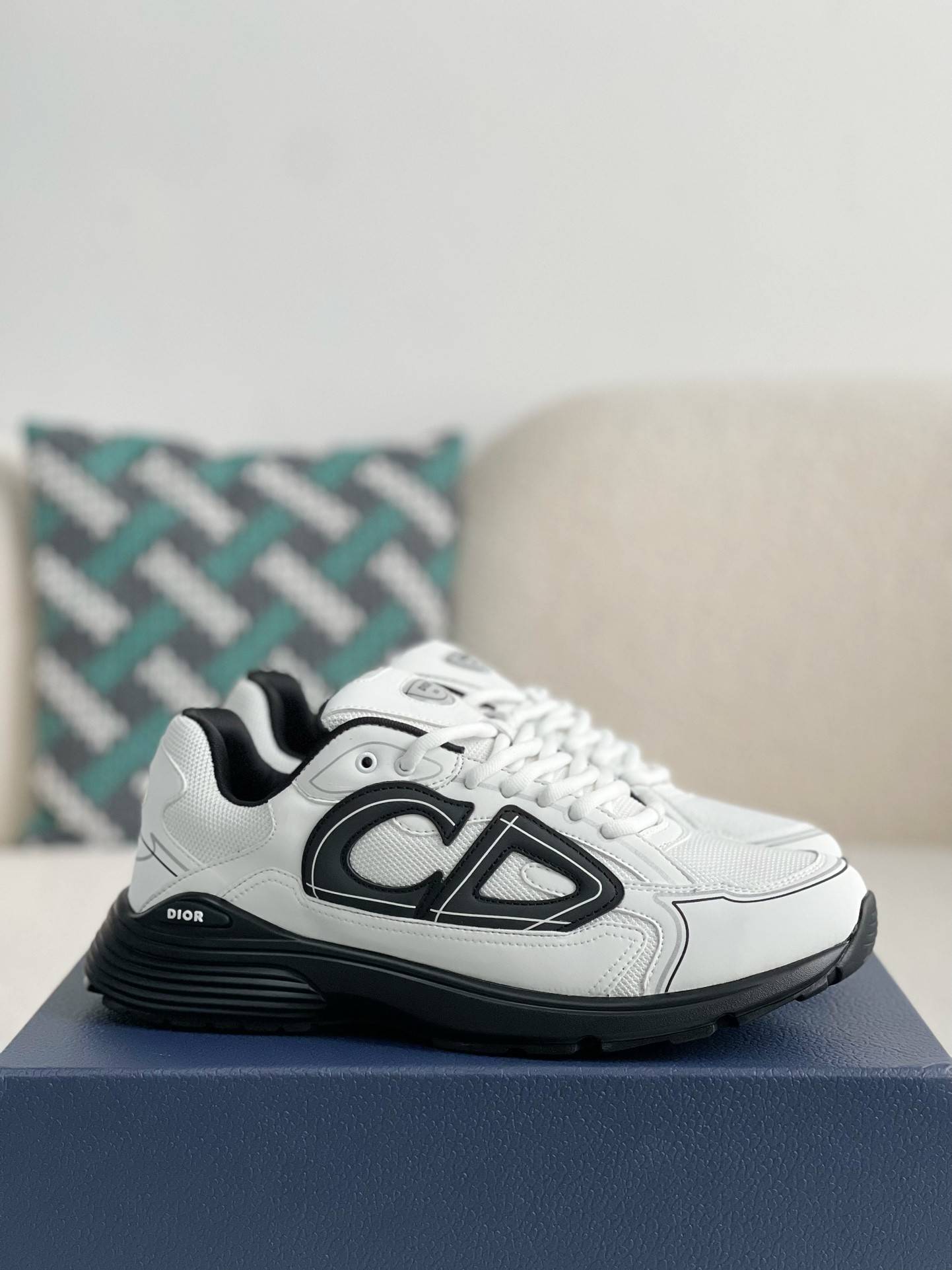 D*OR B30 New Sneaker