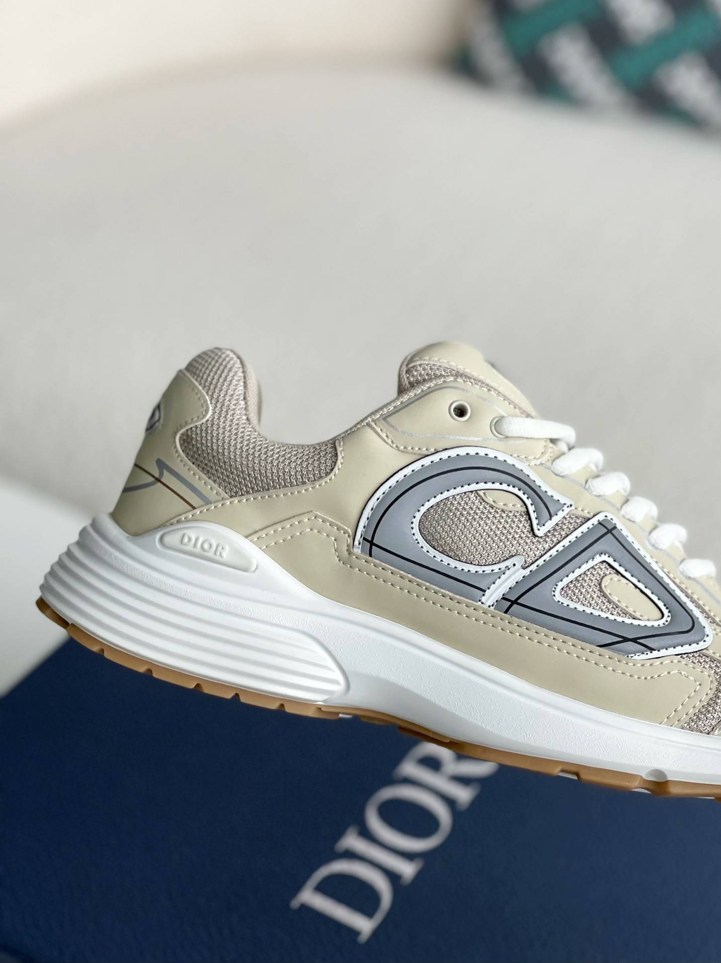 D*OR B30 New Sneaker