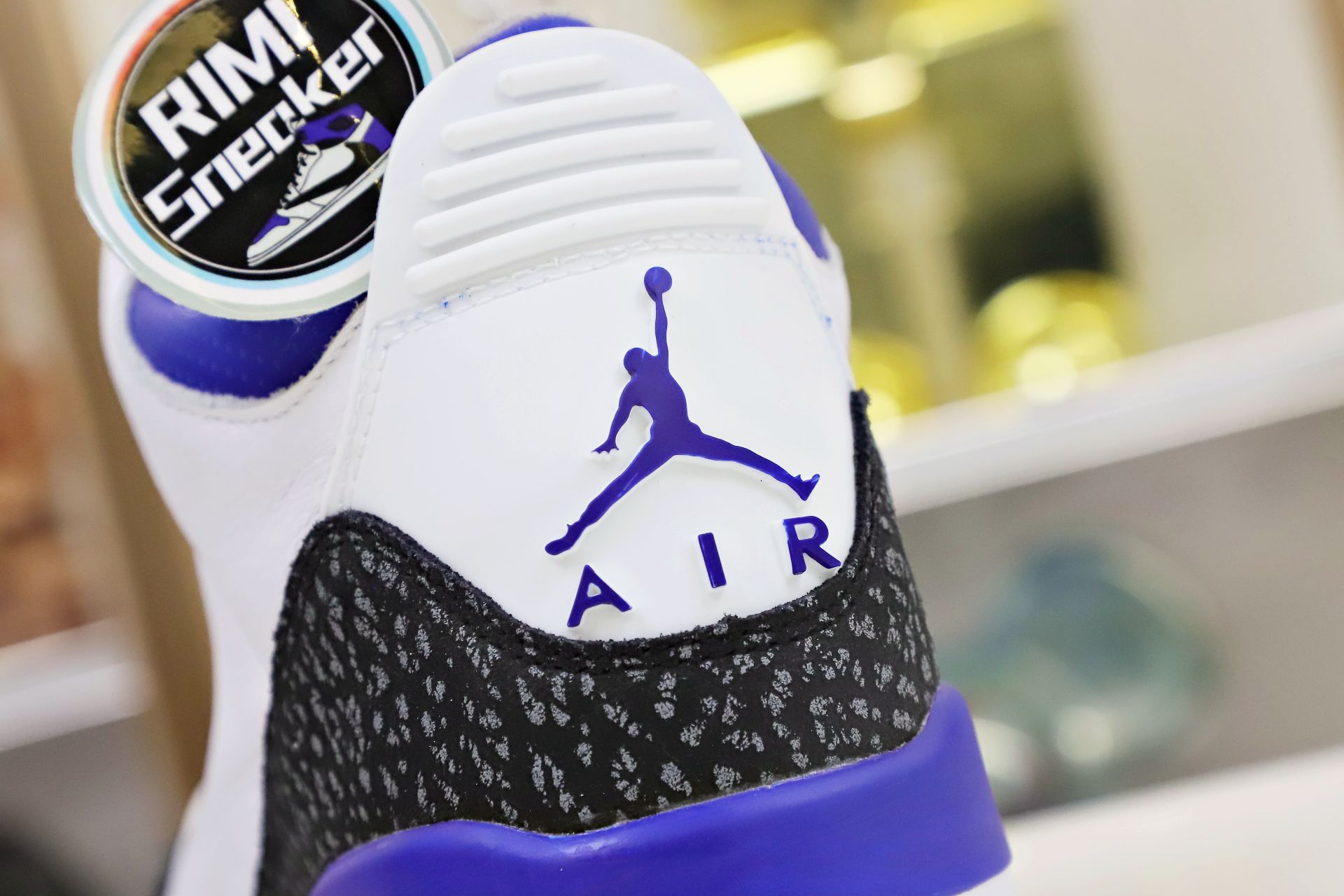 AIR JORDAN 3 RETRO