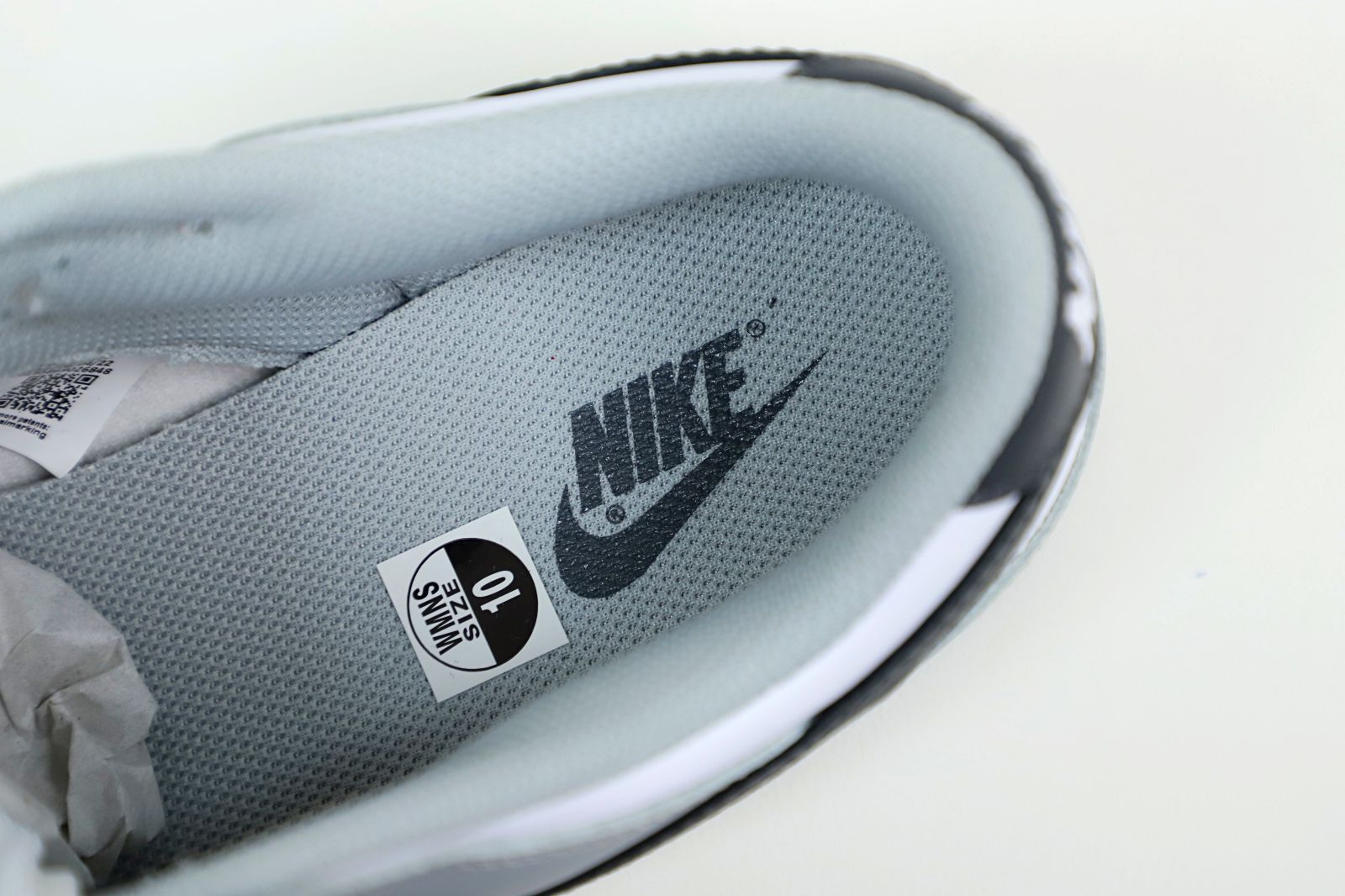 Nike Dunk Low  Light Smoke Grey