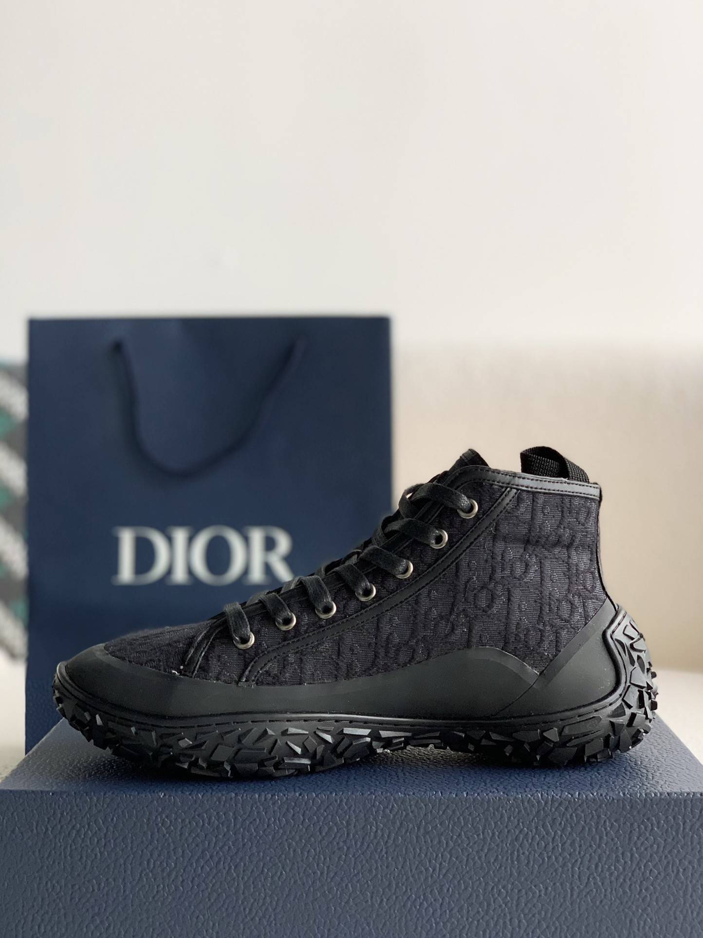 D*OR B28 high-top Sneakers