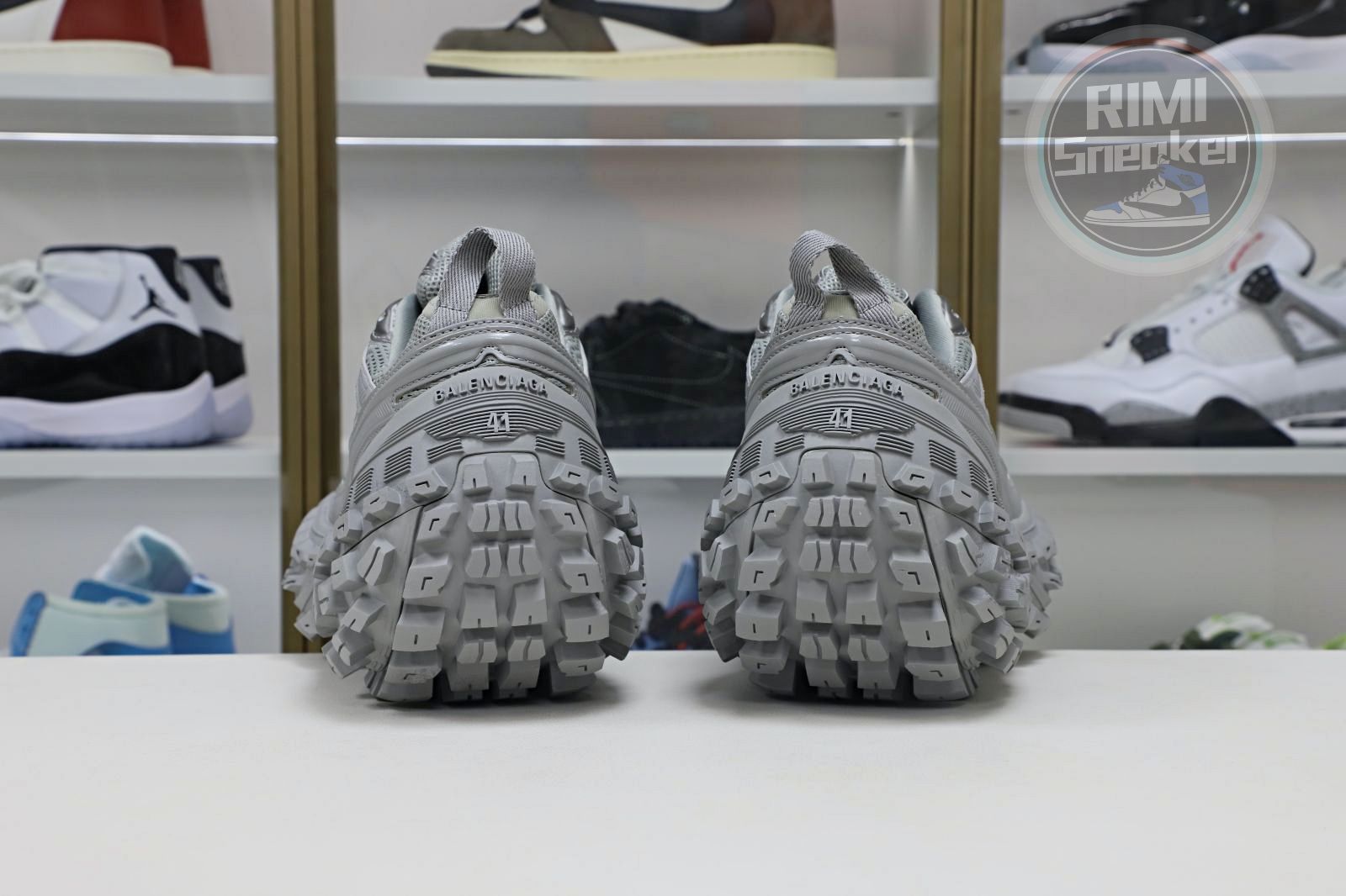 Balenciaga  BLGA