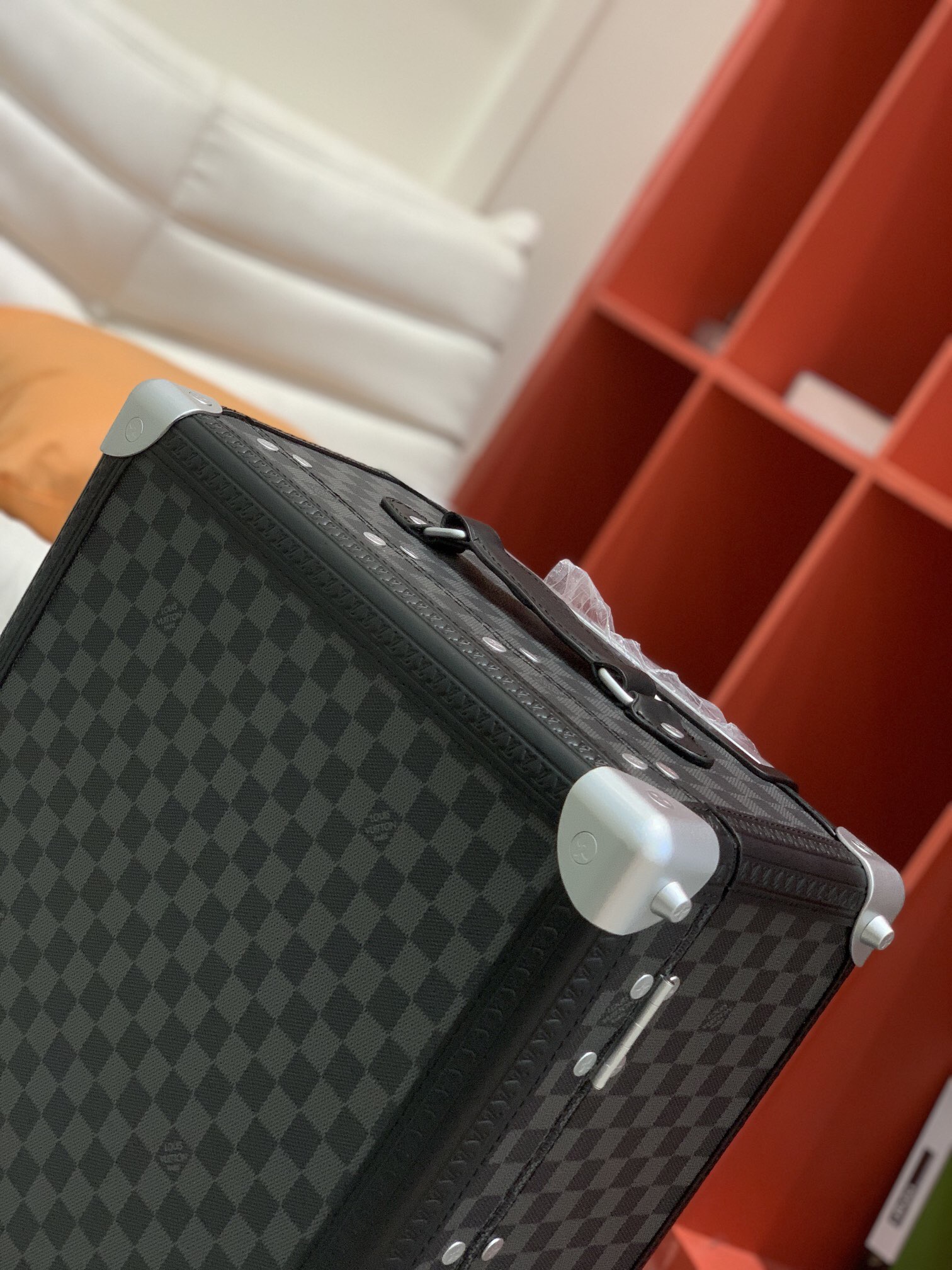 L*V Rolling Trunk