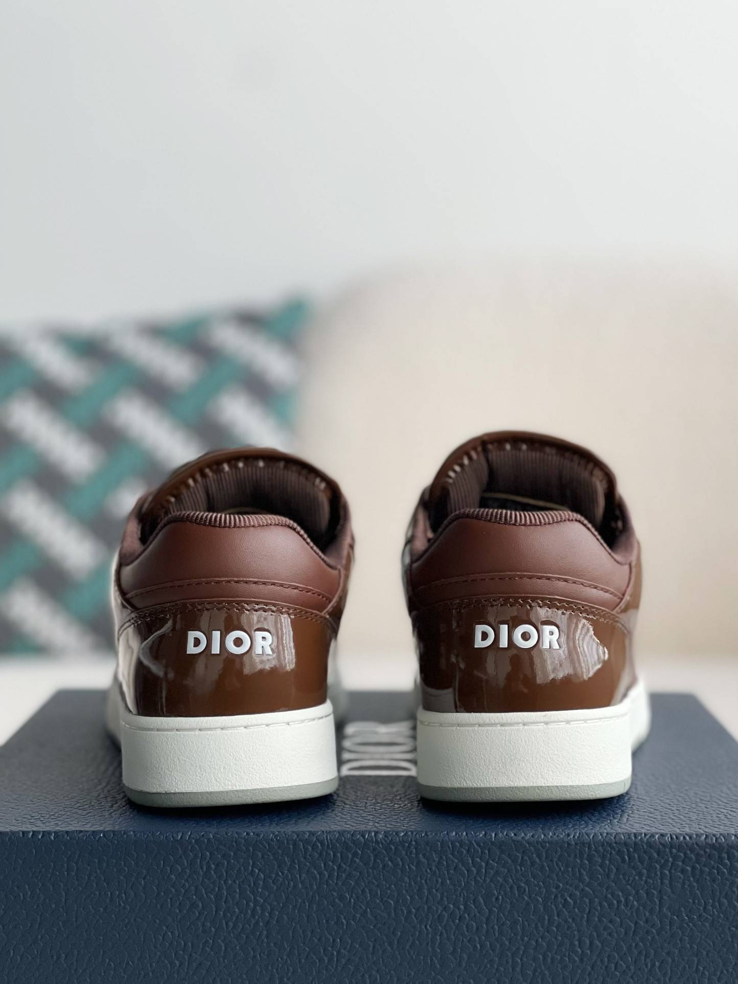 D*OR HIGH LEVEL B27 Sneaker