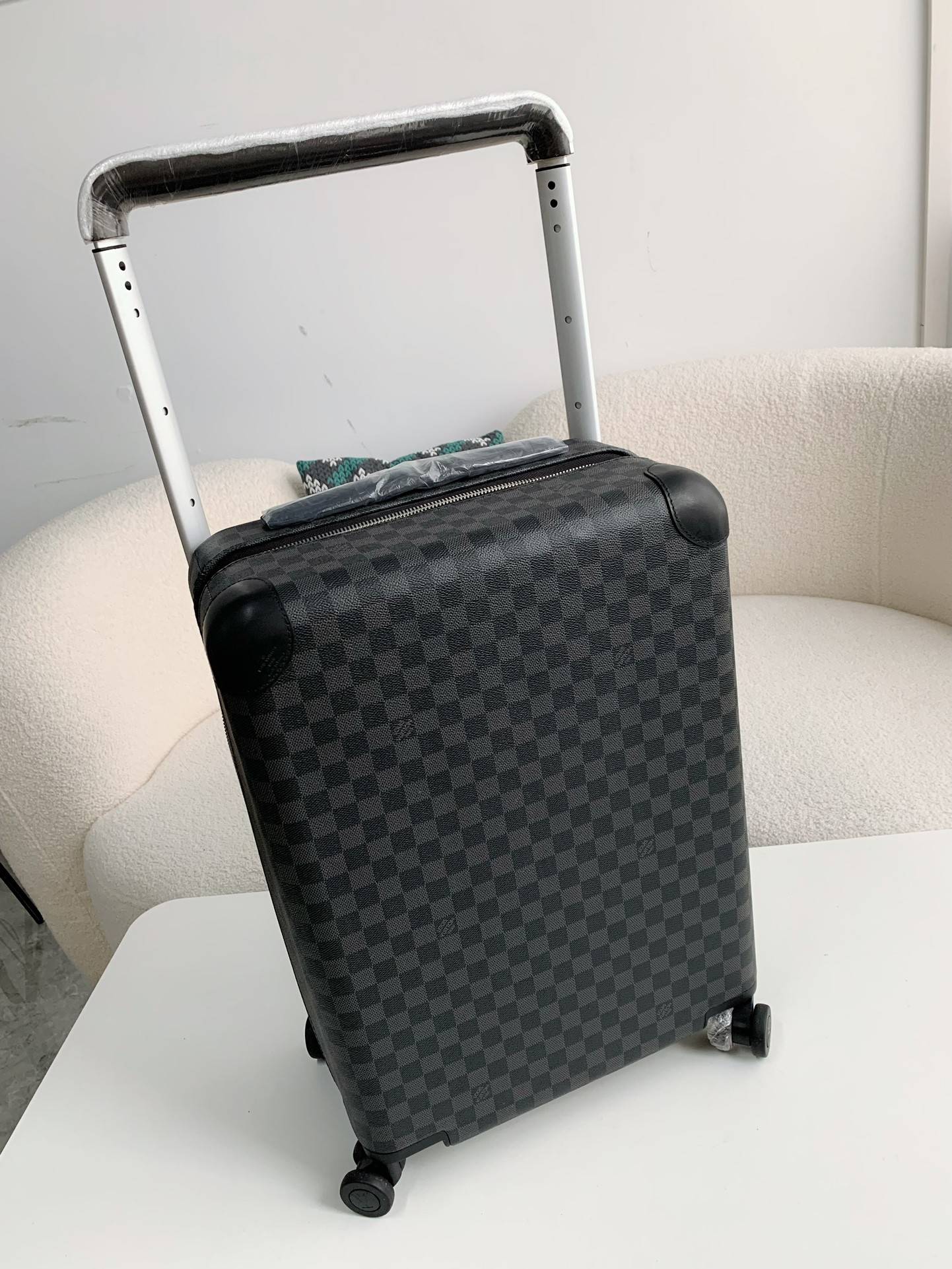 L*V Suitcase