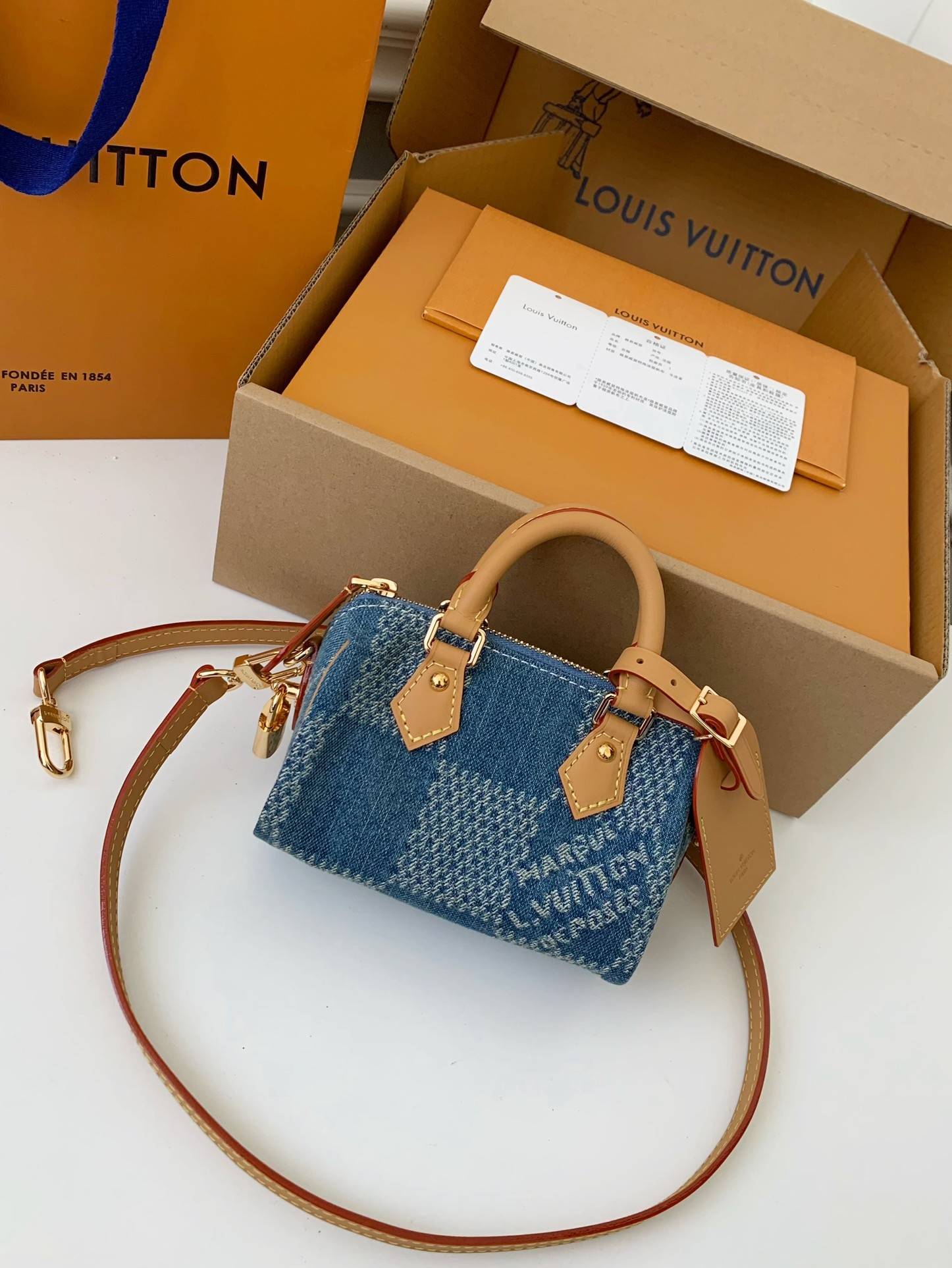 L*V The new SPEEDY 18bandouli ère tannin denim handbag  N40682  Size：18*12*10cm