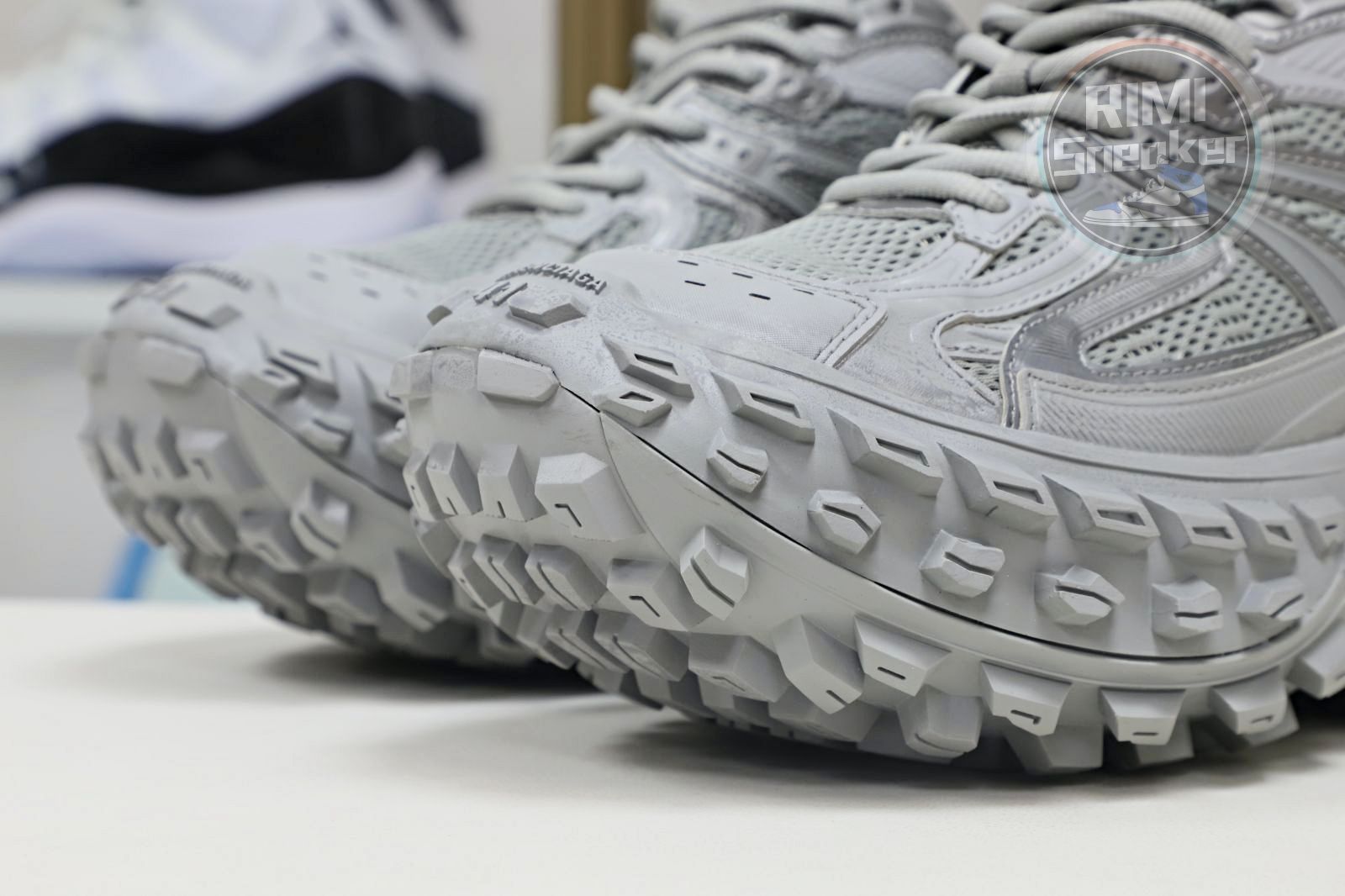 Balenciaga  BLGA