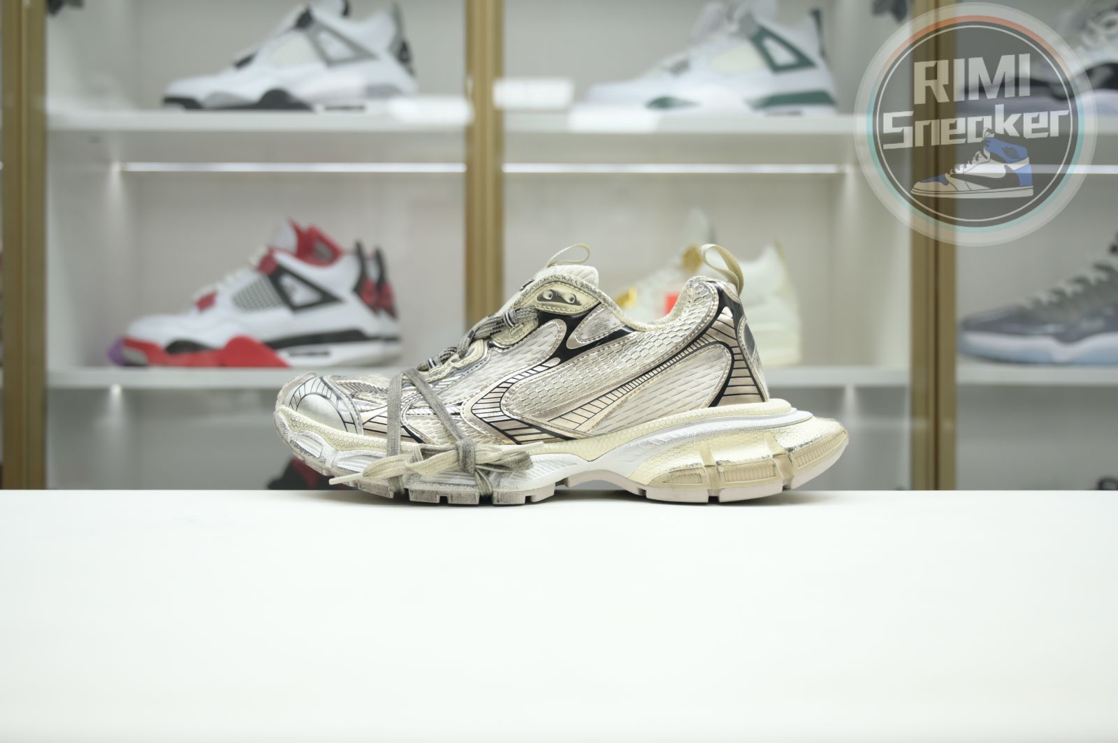 Balenciaga  BLGA