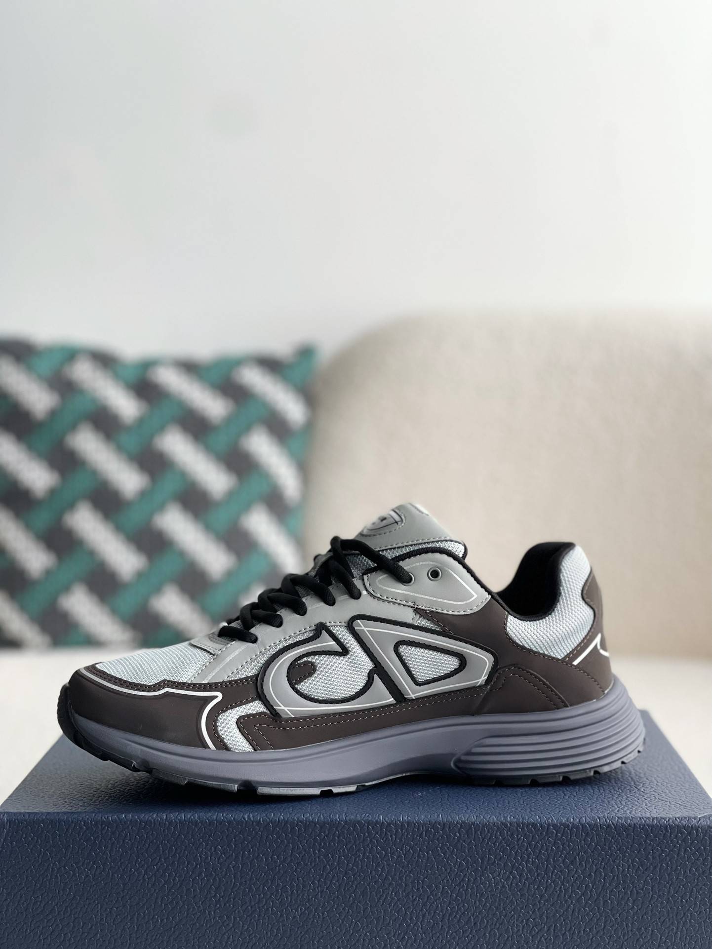 D*OR B30 New Sneaker