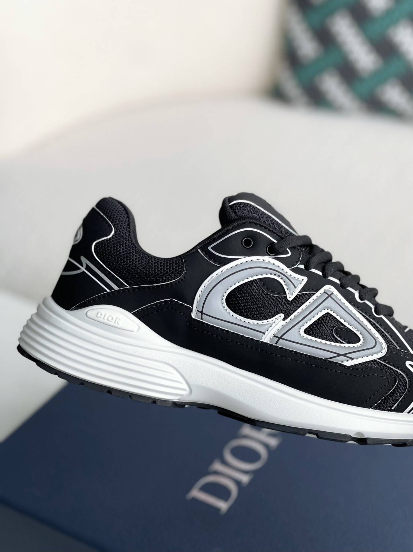 D*OR B30 New Sneaker