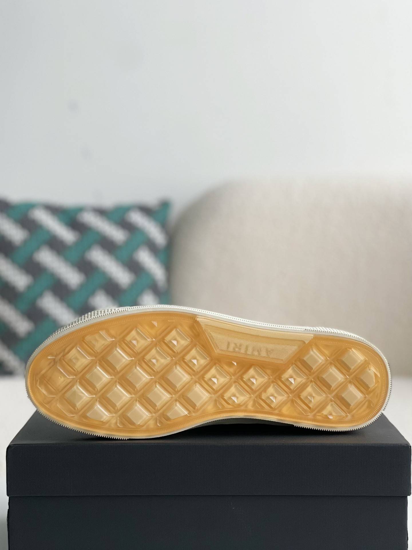 A*RI Sneakers High