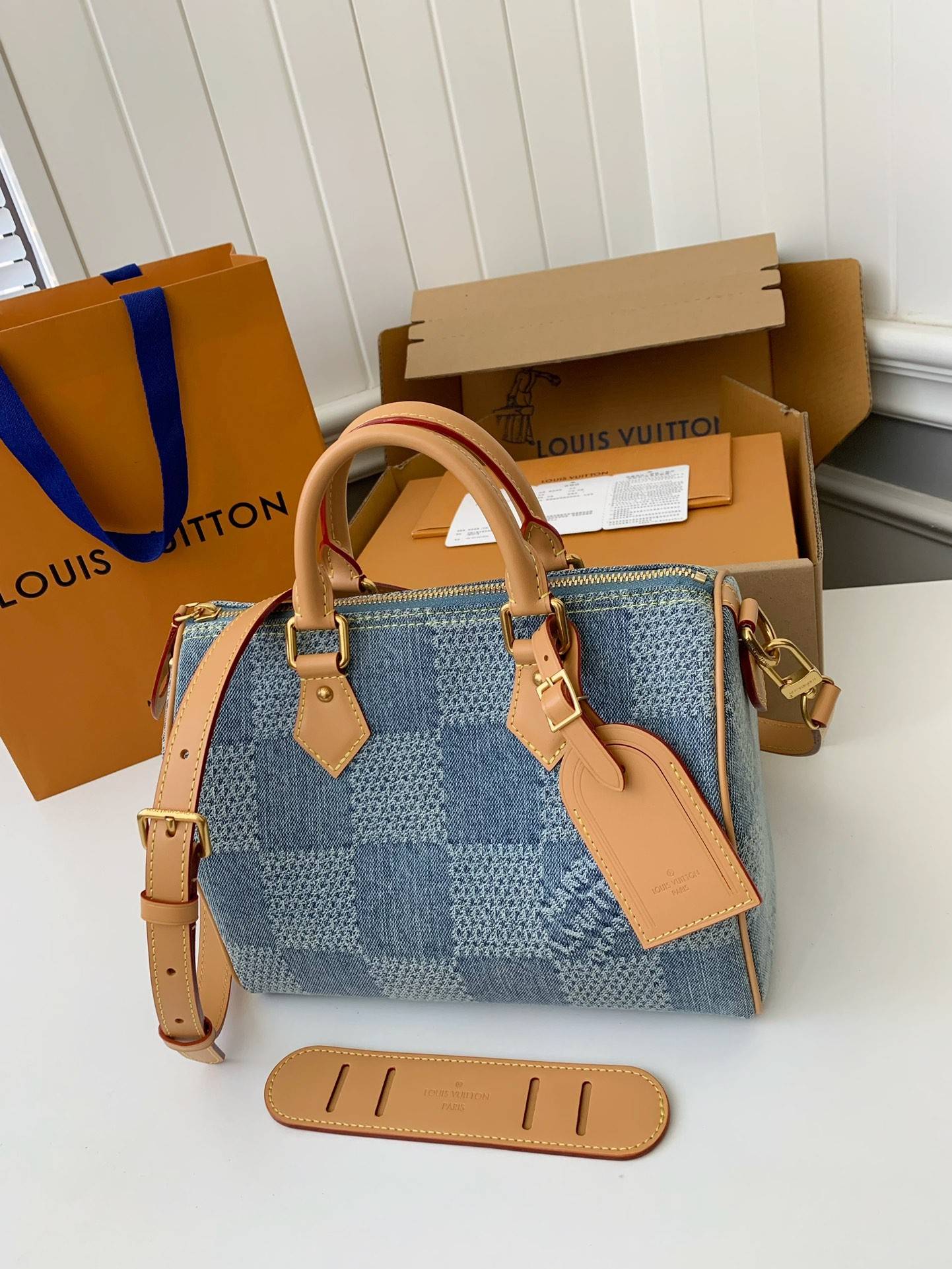 L*V The new SPEEDY 25bandouli ère tannin denim handbag  N40700  Size：25*15*15cm