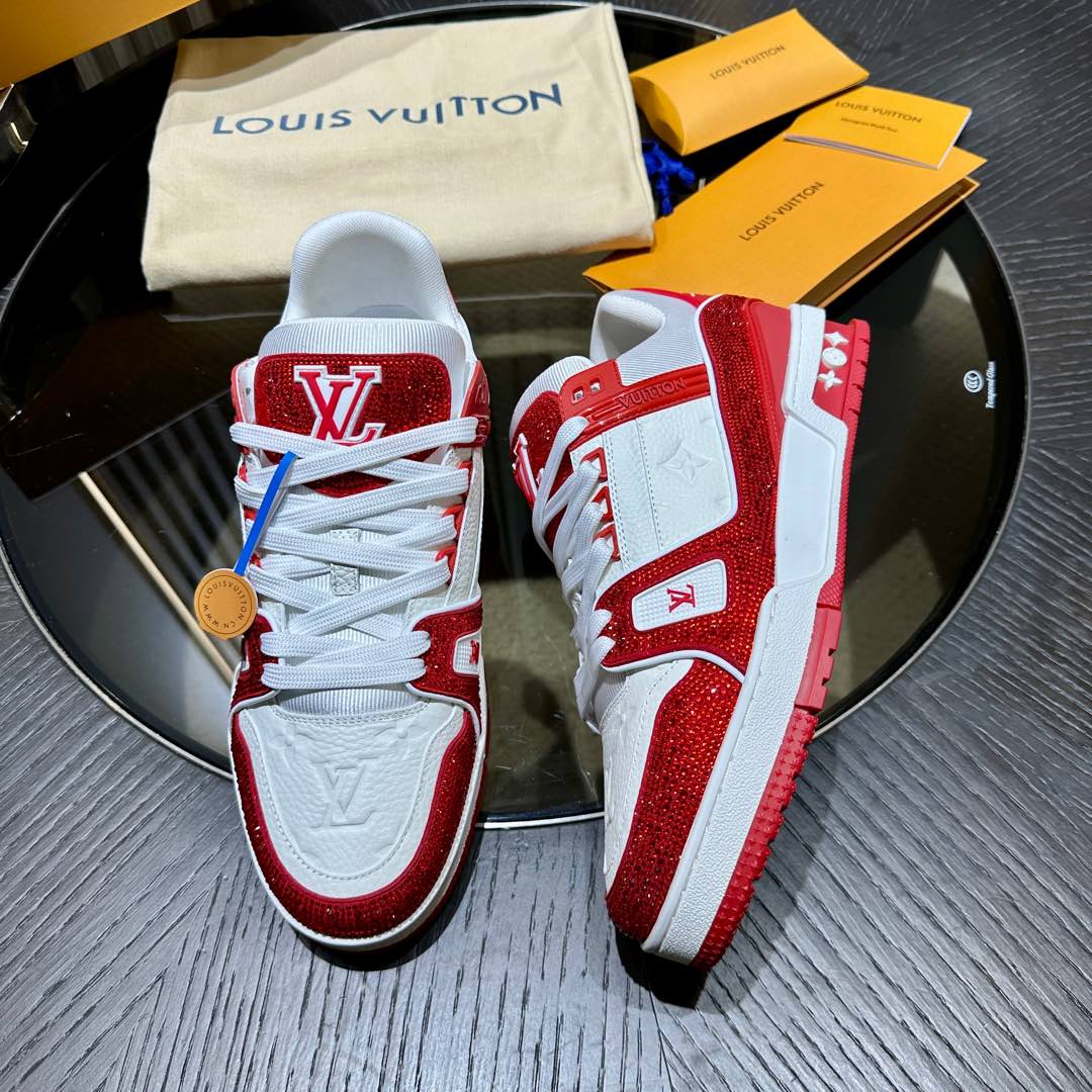 L*V TRAINER Sneakers 1AD6D6