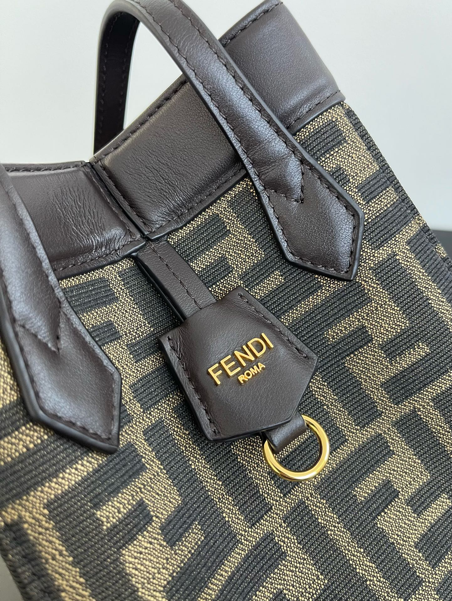 Fendi Mini Size Old Flower Latest Flow Origami Magic Bag Size: 15cmx18.5x15cm