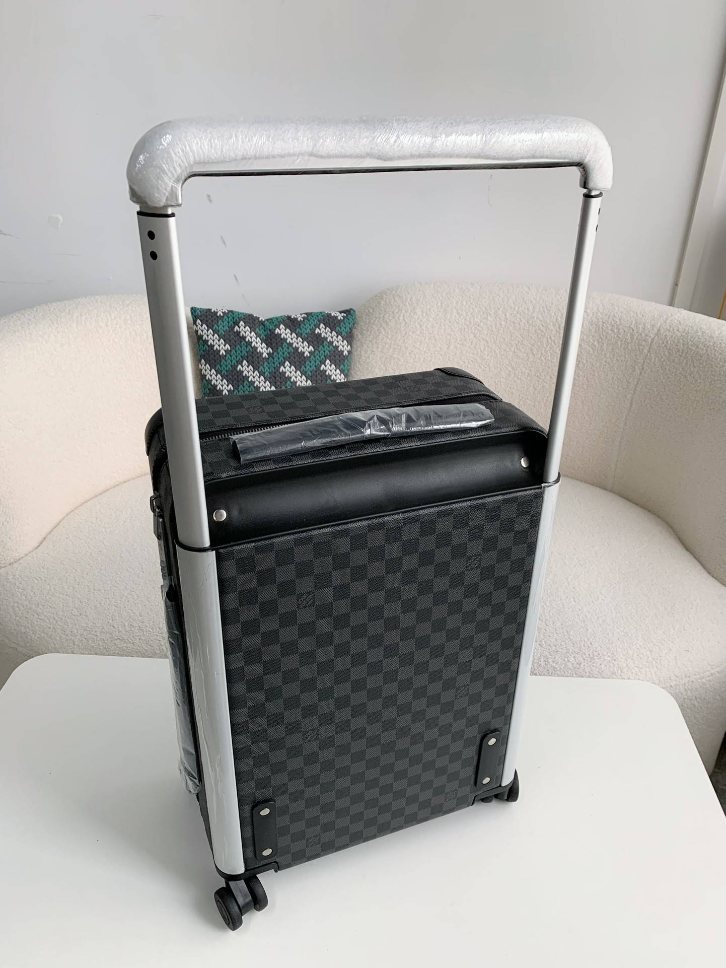 L*V Suitcase