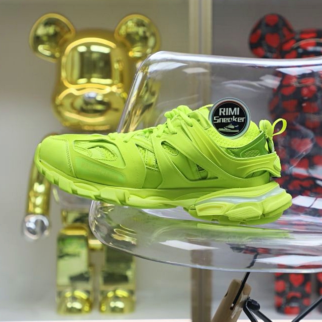 Balenciaga BLGA Track(LED)