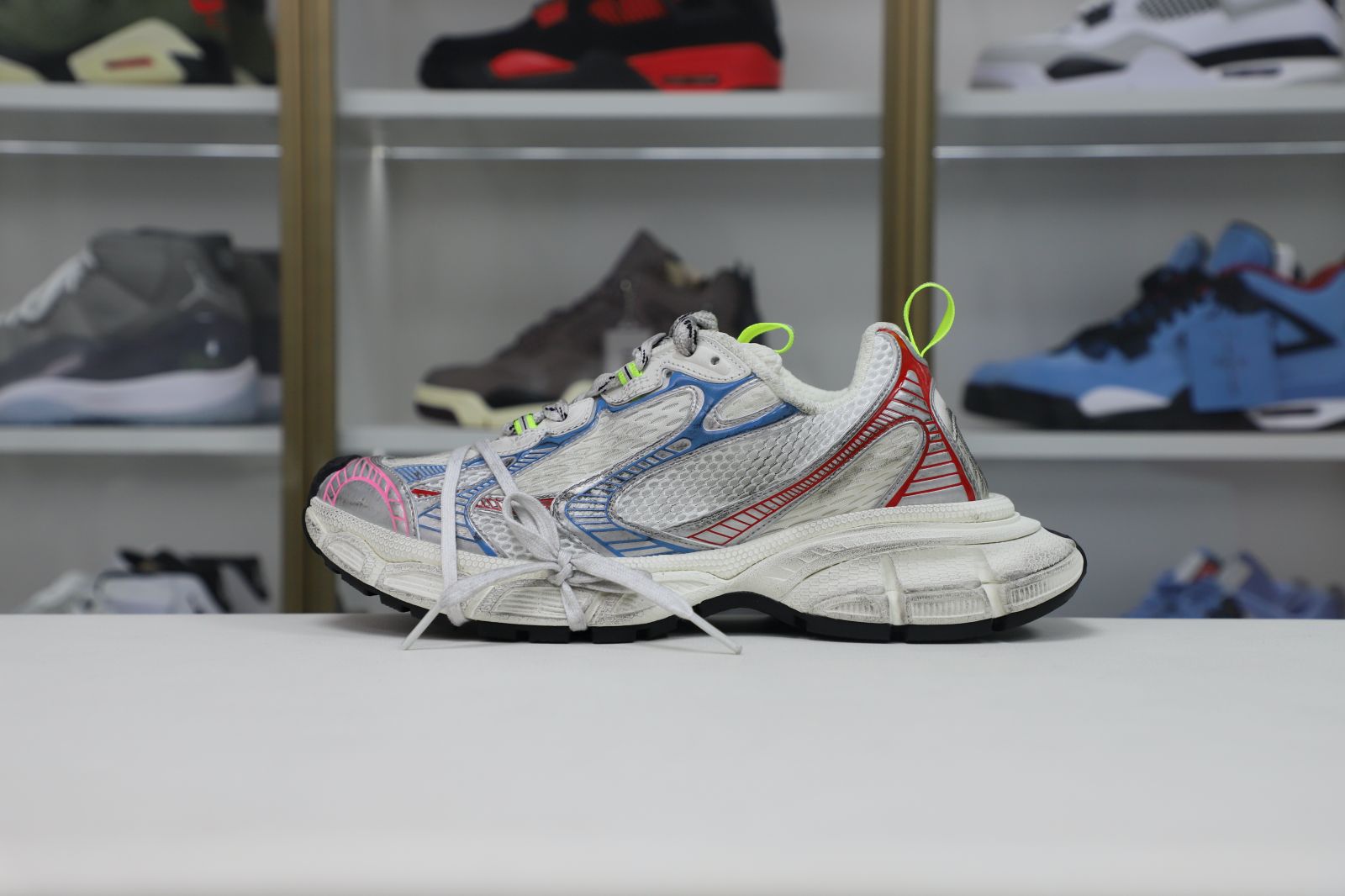 Balenciaga BLGA