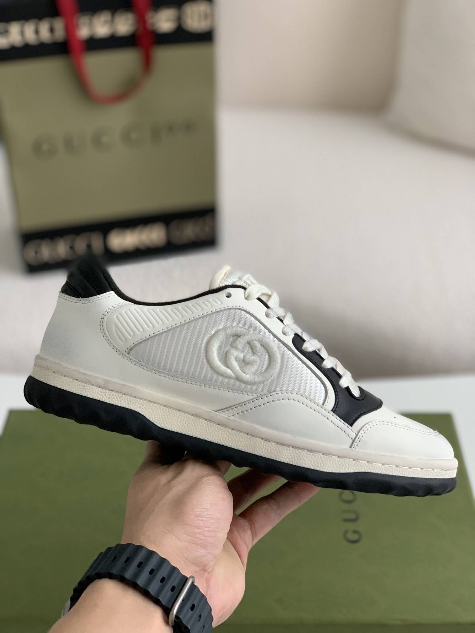 GU*IMac80 Sneakers