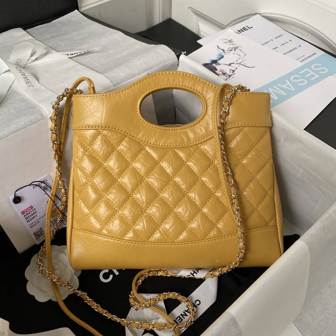 CH*EL23A mini 31 bag AS4133, top quality Size: 22 * 23 * 5.5cm
