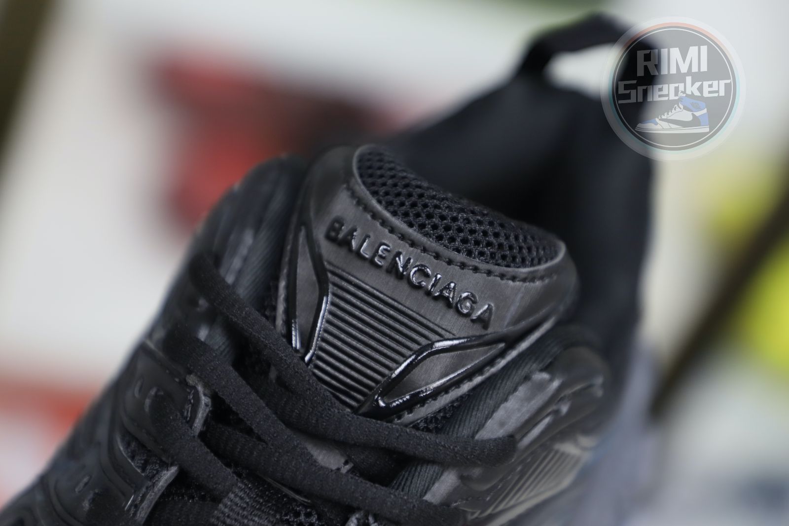 Balenciaga BLGA