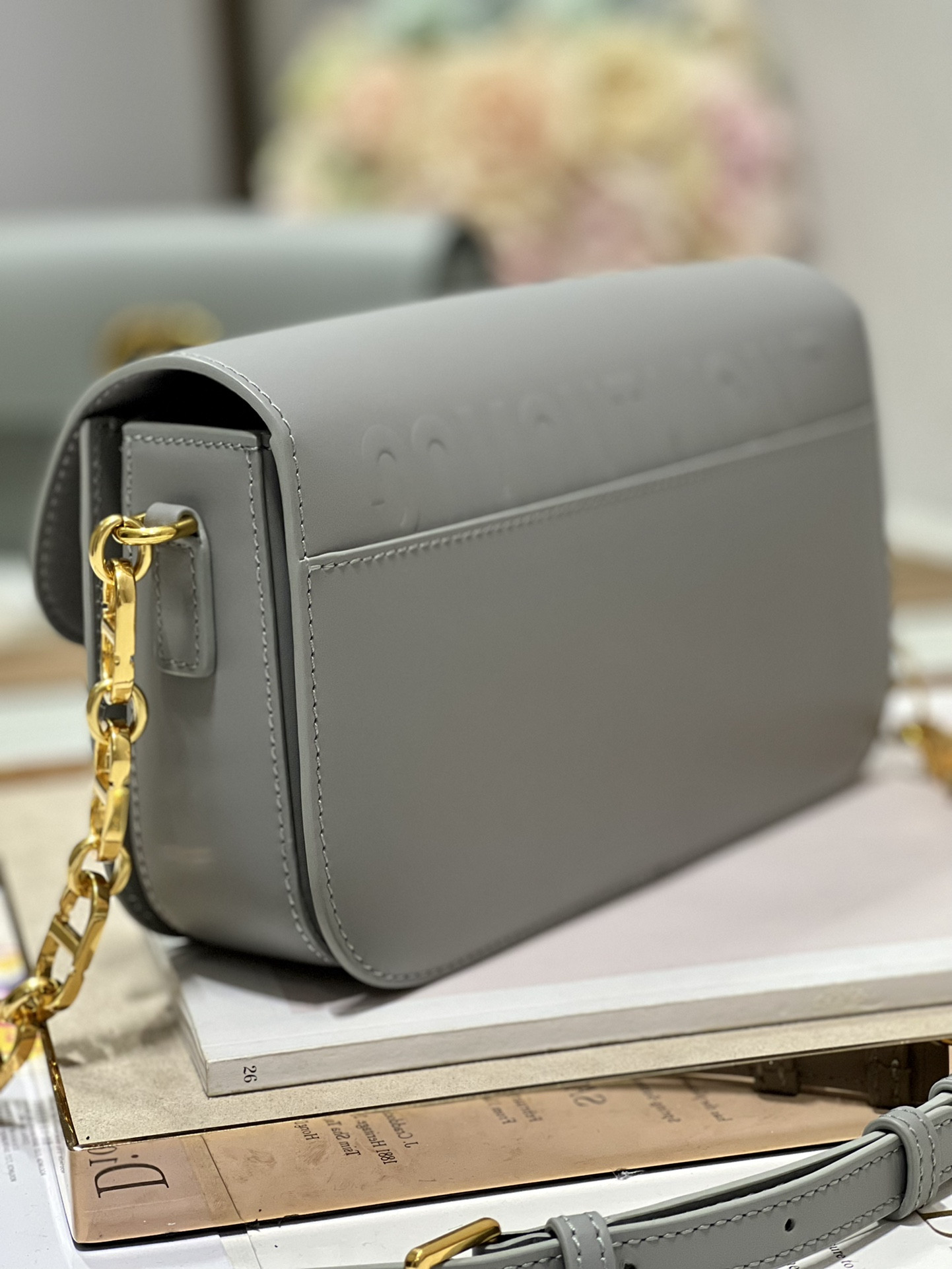 30 Montaigne Bag