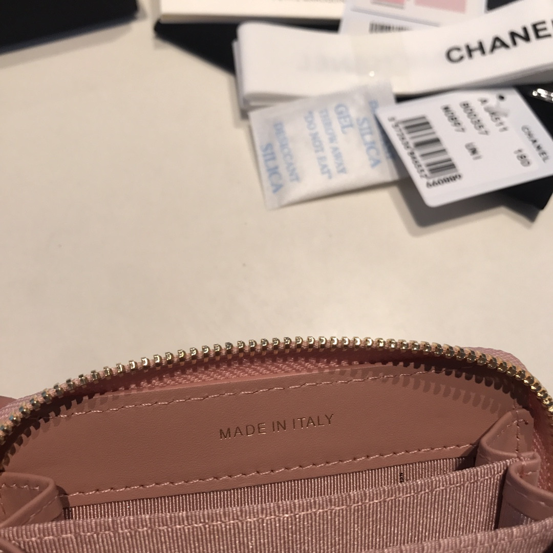Chanle Zipped Wallet