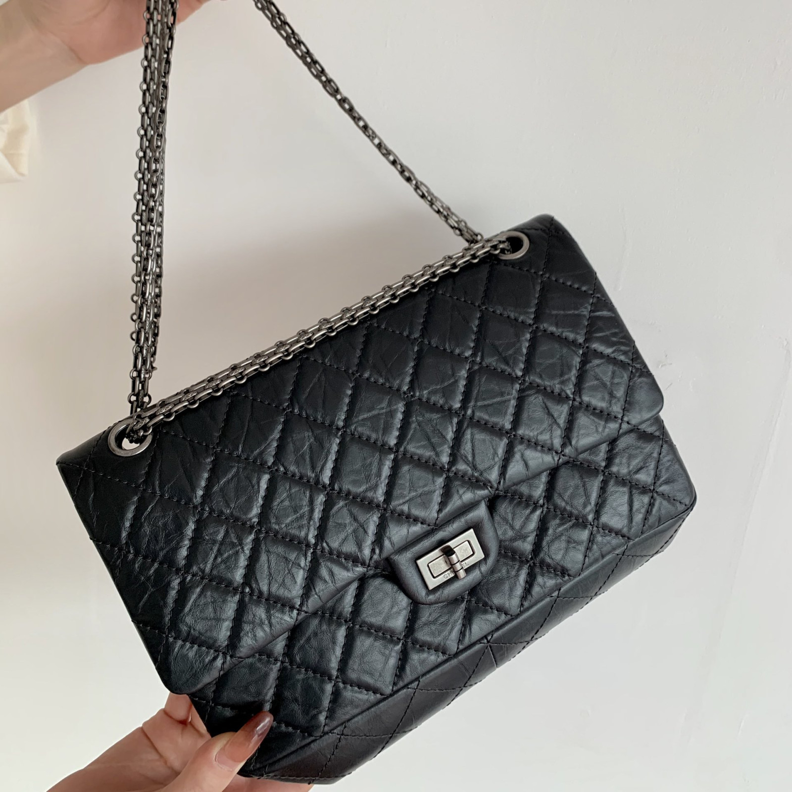 Chanle Reissue 2.55 Handbag