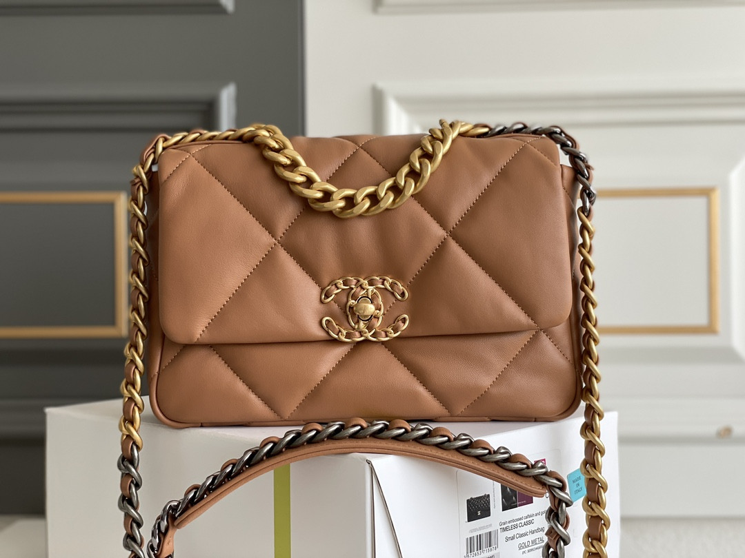 Chanle 19 Handbag