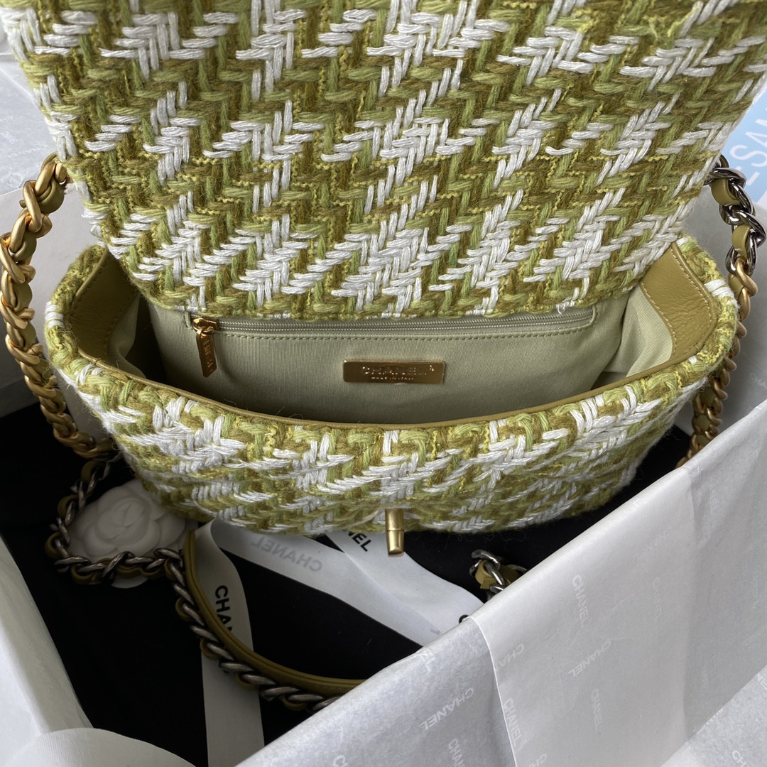 Chanle 19 Handbag