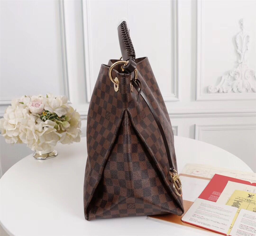 Louis Vuitton Artsy Bag