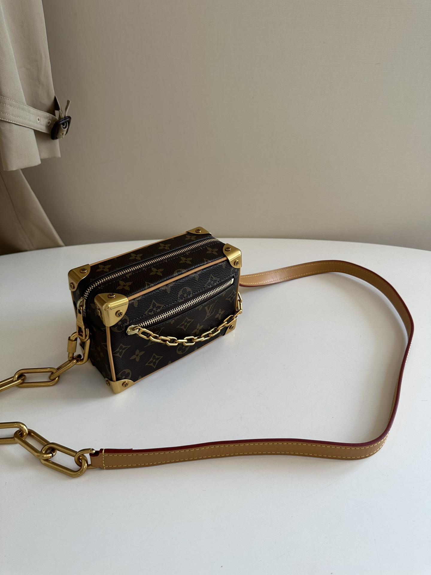 Lv Soft Trunk