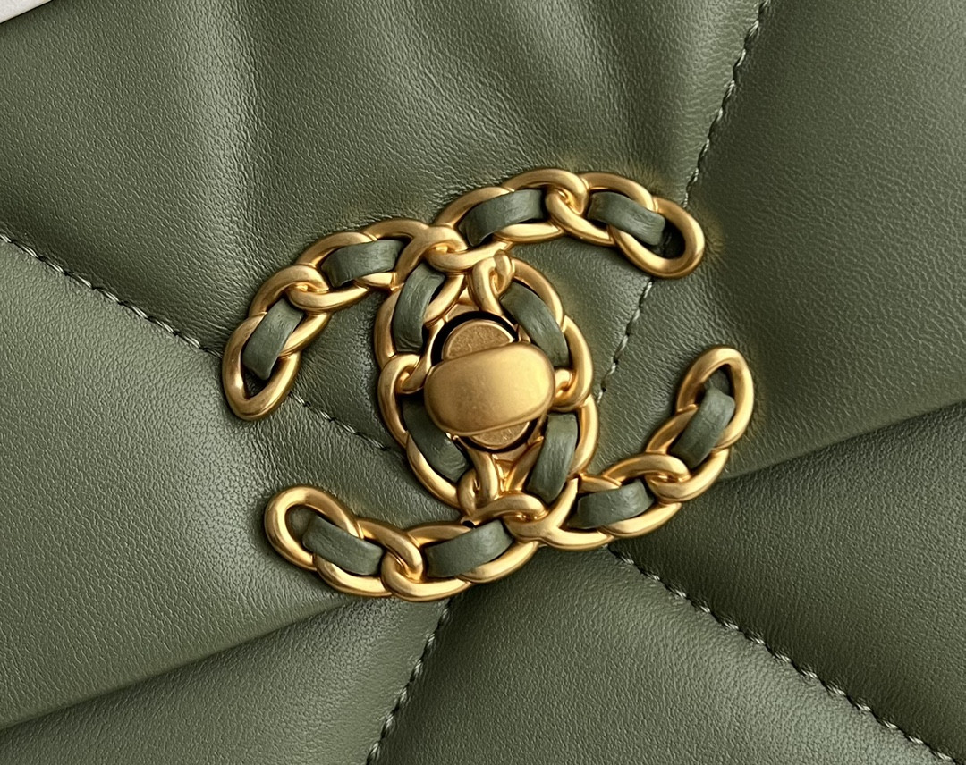 Chanle 19 Handbag