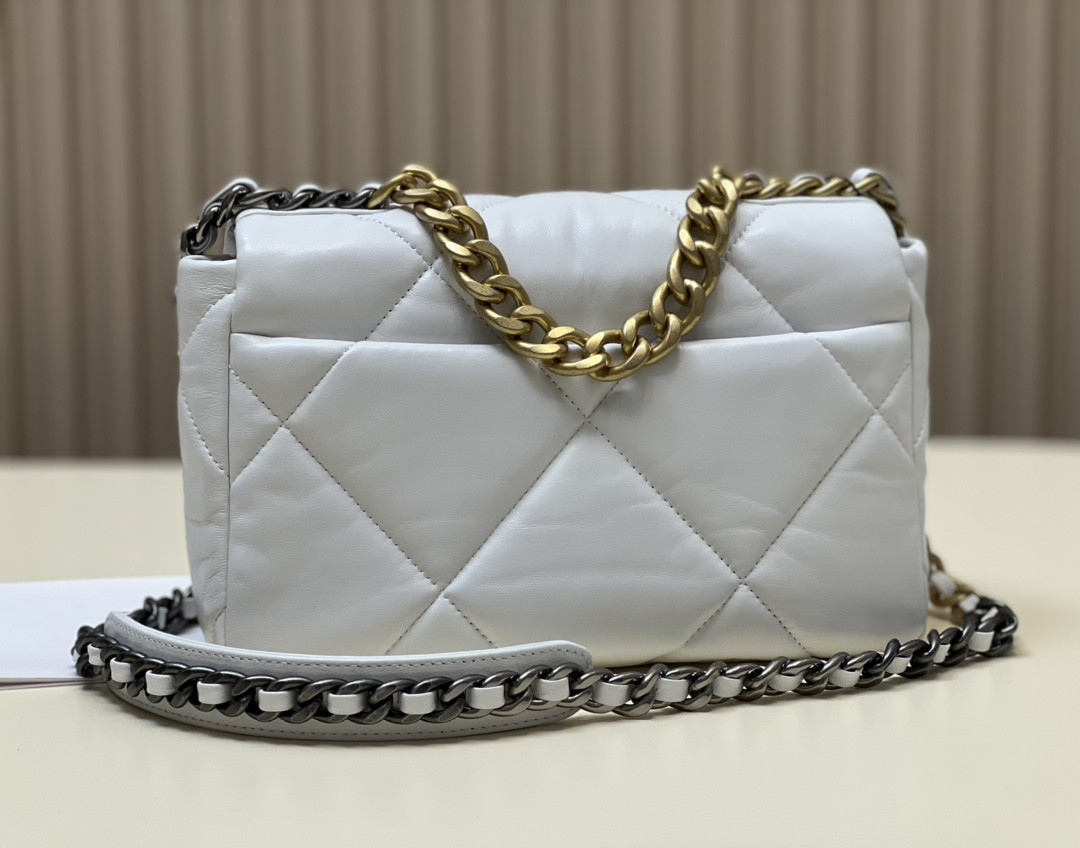 Chanle 19 Handbag