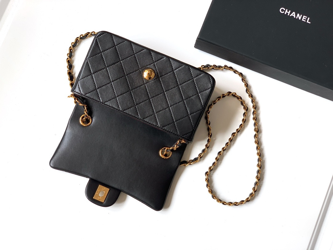 Chanel Cf Bag 20cm