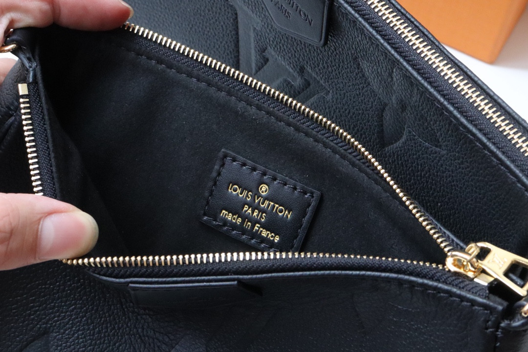 Louis Vuitton Multi Pochette Accessories Bag