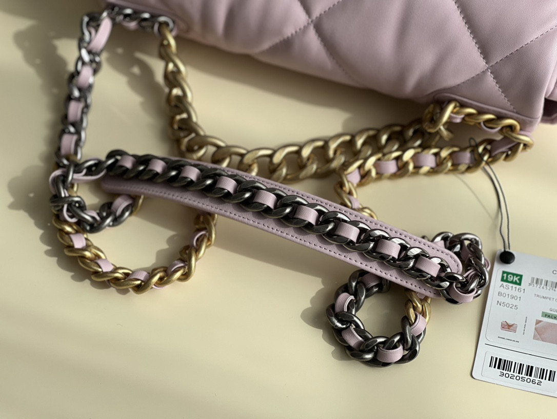 Chanle 19 Handbag